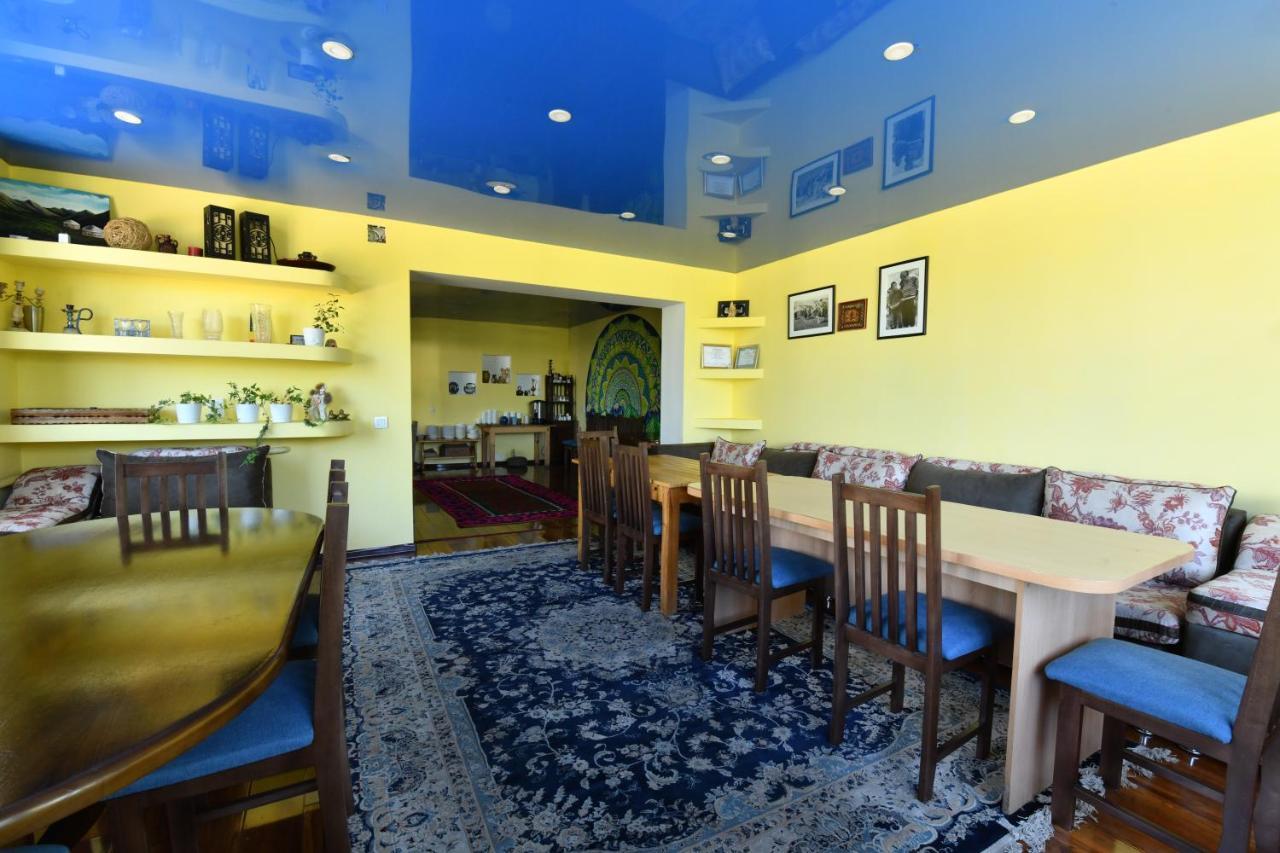Jamilya'S B&B Guest House كاراكول المظهر الخارجي الصورة